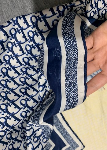 Lacivert logo desen eşarp - Görsel 5