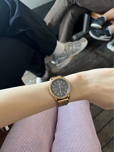 ESPRIT KOL SAATİ