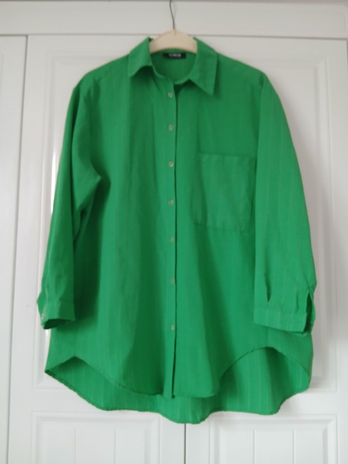 Düğmeli Yeşil Keten Kadın Gömlek - Görsel 4