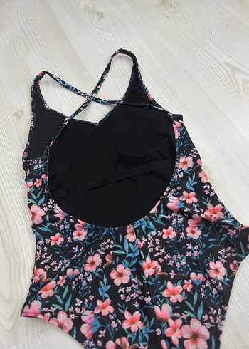 Çiçek Desenli Kadın Mayo - Görsel 7