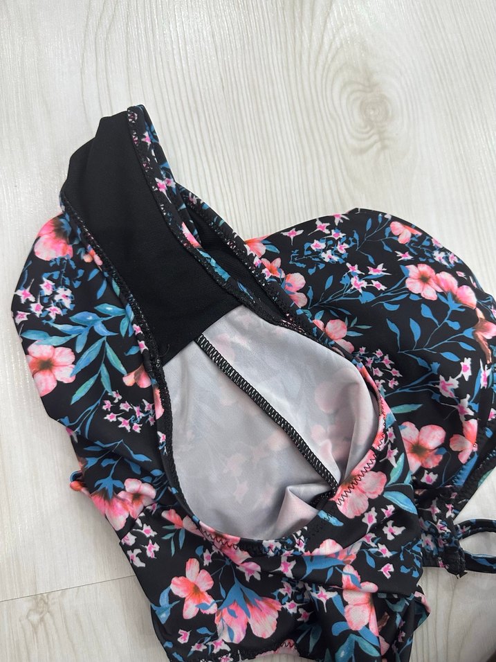 Çiçek Desenli Kadın Mayo - Görsel 5