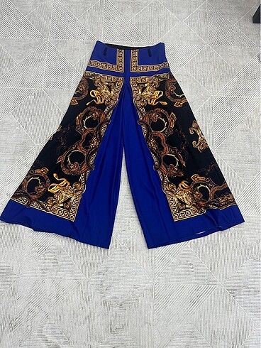 PANTOLON