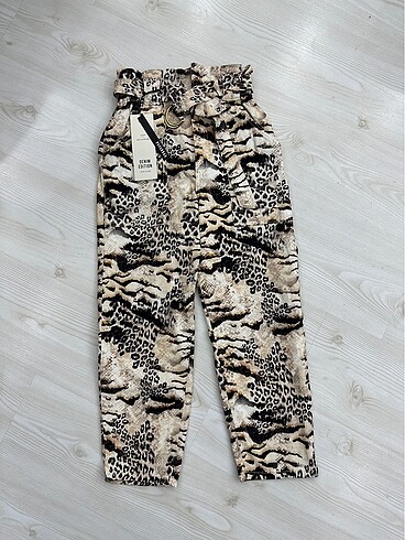 RIVER ISLAND PANTOLON