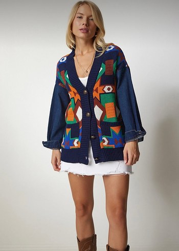 DENIM KOL DETAYLI DESENLİ TRİKO HIRKA