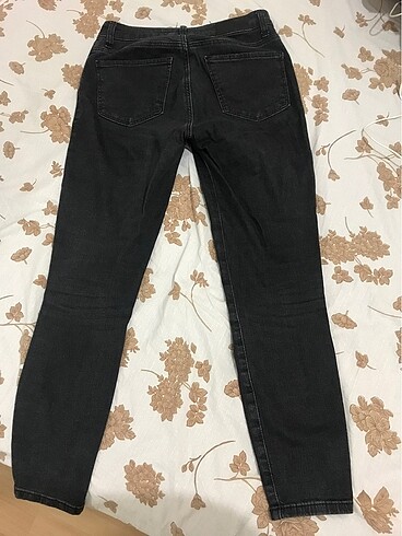 27 Beden Mavi jean
