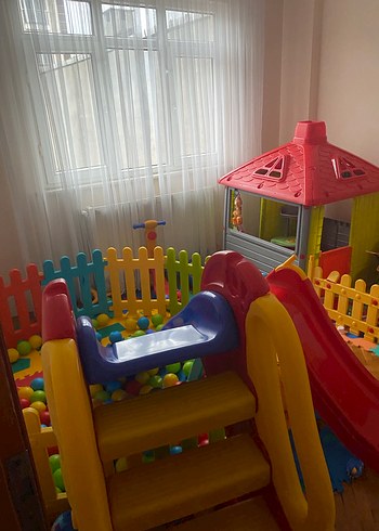 Kırmızı Kaydıraklı Çocuk Oyun Evi - Görsel 11