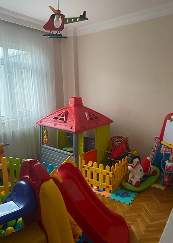 Kırmızı Kaydıraklı Çocuk Oyun Evi - Görsel 13