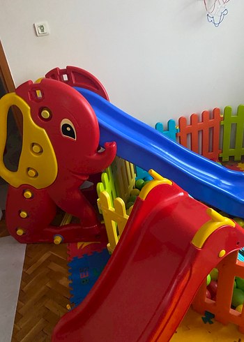 Kırmızı Kaydıraklı Çocuk Oyun Evi - Görsel 7