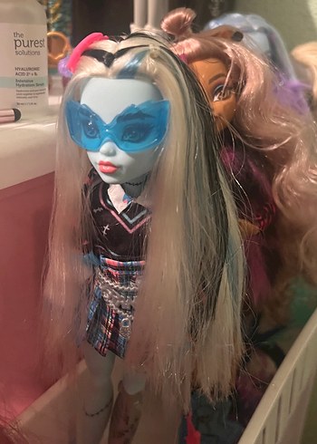 Beden Monster high