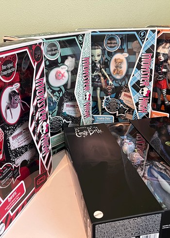 Monster High corpse bride