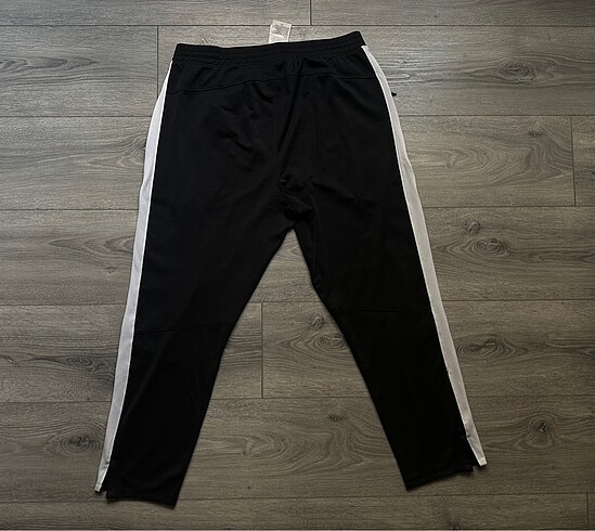 s/m Beden siyah Renk Orijinal Under Armour Eşofman Altı