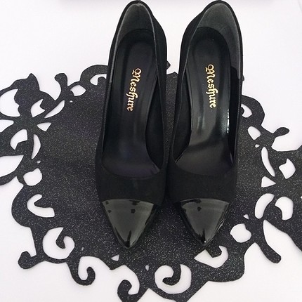 siyah stiletto