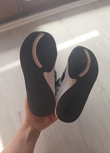 28 Beden siyah Renk Nike erkek ayakkabı
