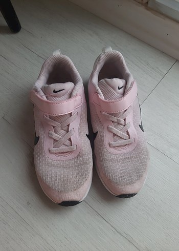Nike Kız Çocuk Pembe Spor Ayakkabı