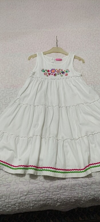 7 Yaş Beden beyaz Renk Kız çocuk elbise 