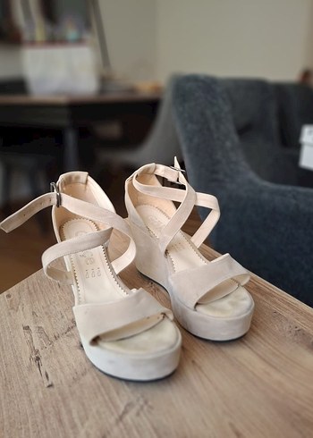 dolgu topuklu ayakkabı - Görsel 2