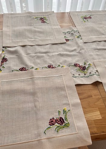 Kanaviçe işleme sofra takımı - Görsel 2