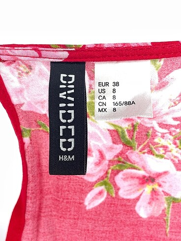 38 Beden kırmızı Renk H&M Kısa Elbise %70 İndirimli.