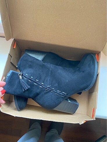 Zara bot