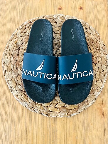 Orjinal NAUTICA marka terlik 40 numara