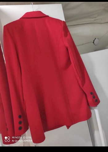 Kırmızı Düğmeli Kadın Mini Blazer - Görsel 2