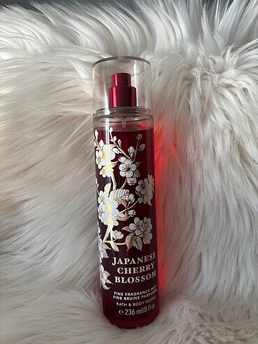 BBW Japanese Cherry Blossom Body Mist