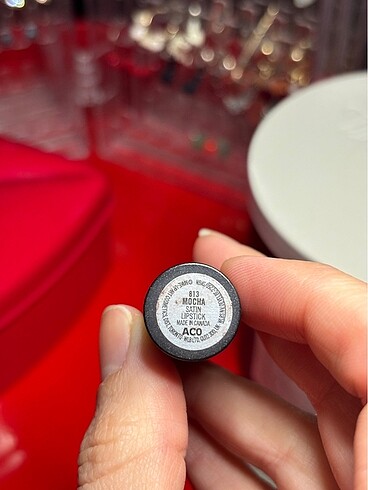  Beden kahverengi Renk MAC Mocha Satin Lipstick