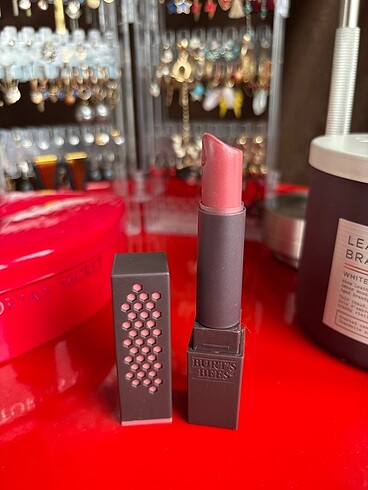 Burt's Bees Burt's Bees Glossy Lipstick 501 Blush Basin