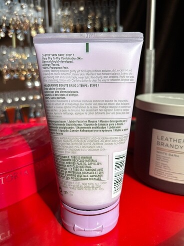 Clinique Clinique All About Clean Yüz Temizleme Köpüğü