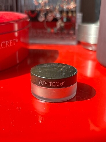 Laura Mercier Translucent Setting Powder