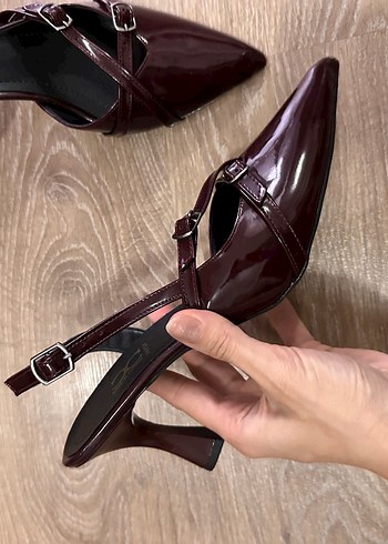 Bordo Rugan Kemerli Stiletto
