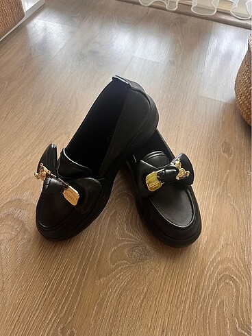 Siyah loafer ayakkabı