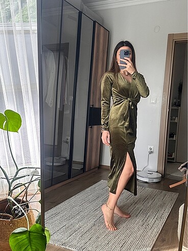 Haki yeşil kadife görünümlü midi Elbise