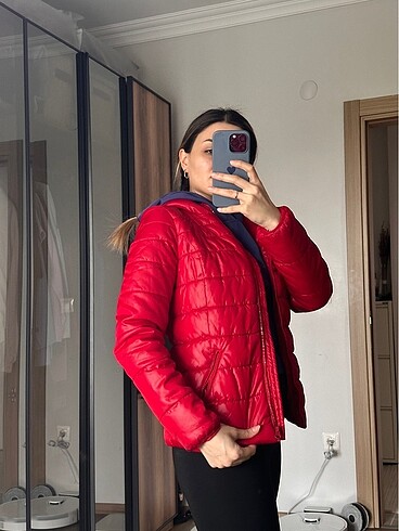 m Beden kırmızı Renk Defacto kırmızı şişme mont
