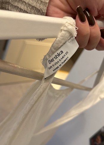 Beyaz Keten V Yakalı Kadın Tulum - Görsel 3