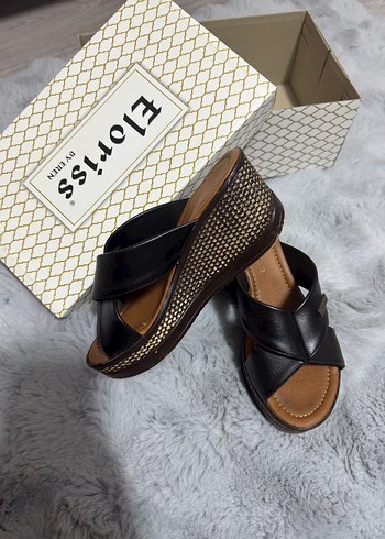 Kahverengi Dolgu Topuklu Kadın Terlik - Görsel 2