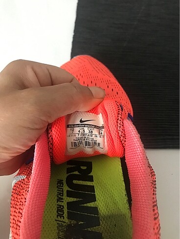 38 Beden turuncu Renk Nike spor ayakkabı
