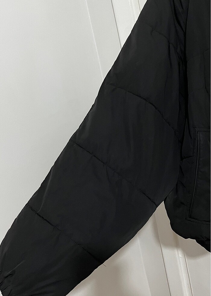 Zara şişme mont - Görsel 3