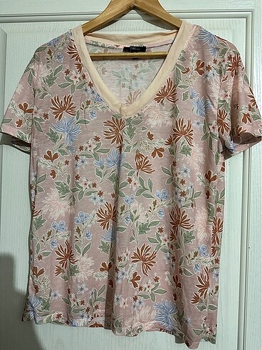Mavi tshirt