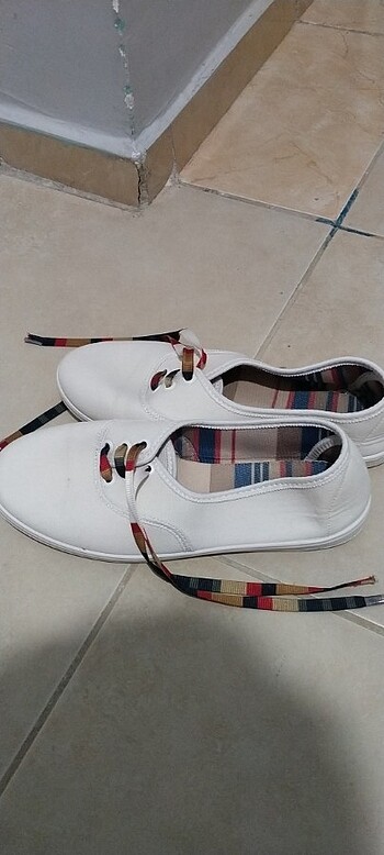 37 Beden Babet