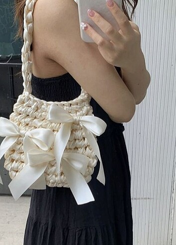 coquette lolita canta