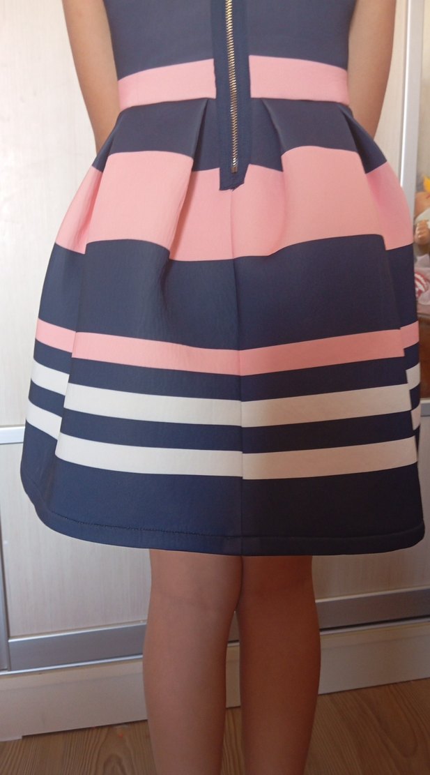 Kız Çocuk Pileli Çizgili Elbise - Görsel 3