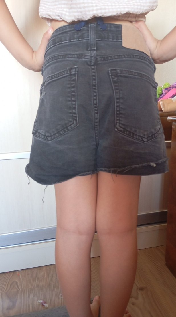 Siyah Düğmel kiz cocuk sort - Görsel 3