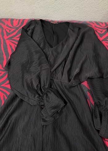 Siyah Midi V Yakalı Uzun Kollu Elbise - Görsel 9