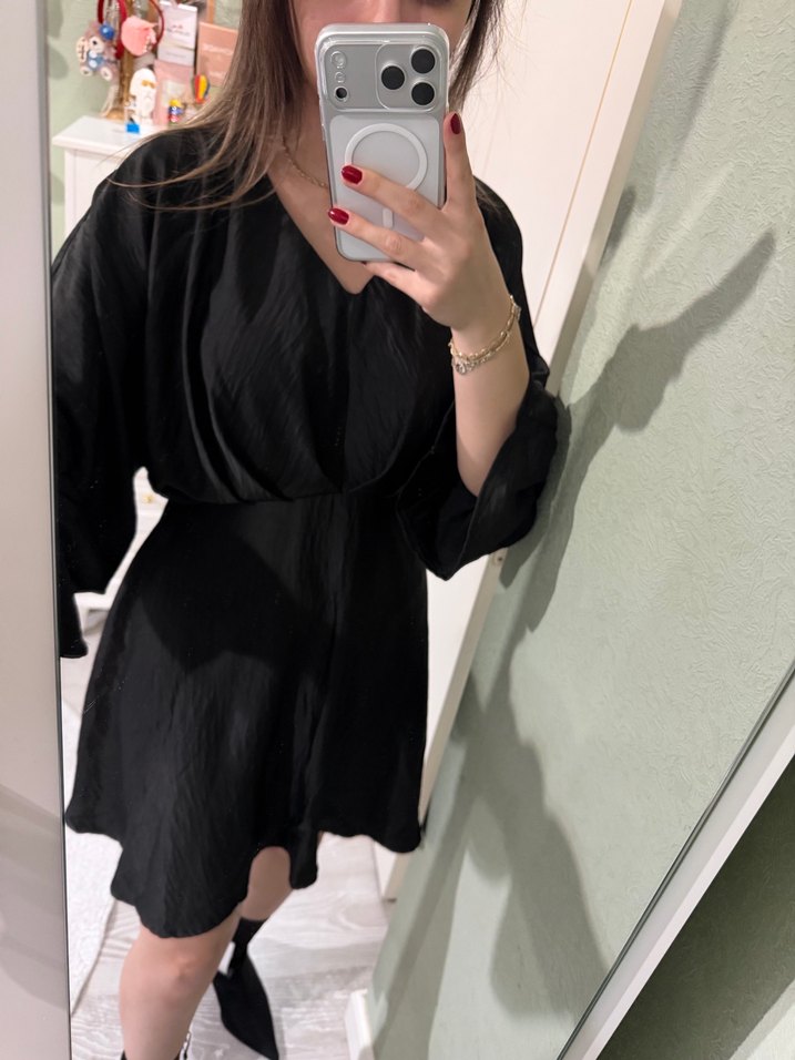 Siyah Midi V Yakalı Uzun Kollu Elbise - Görsel 4