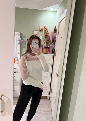 Beyaz Yüksek Yakalı Kadın Sweatshirt - Görsel 2