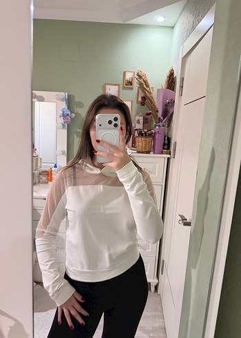 Beyaz Yüksek Yakalı Kadın Sweatshirt - Görsel 3