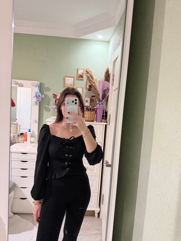 Siyah Straplez Düğmeli Gotik Kadın Bluz - Görsel 4