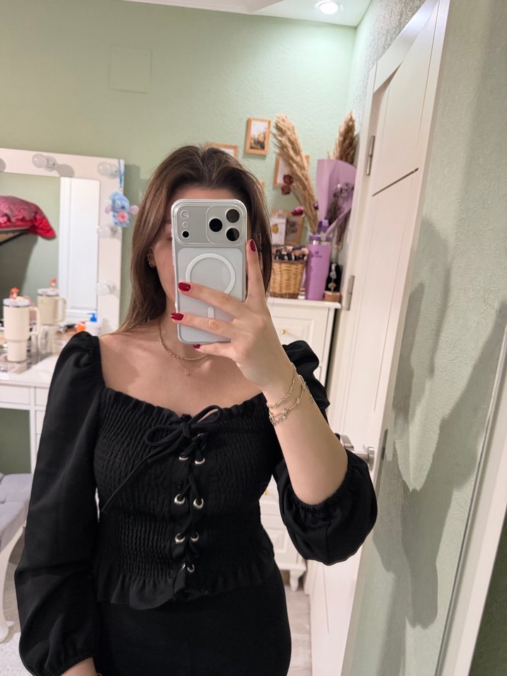 Siyah Straplez Düğmeli Gotik Kadın Bluz - Görsel 2