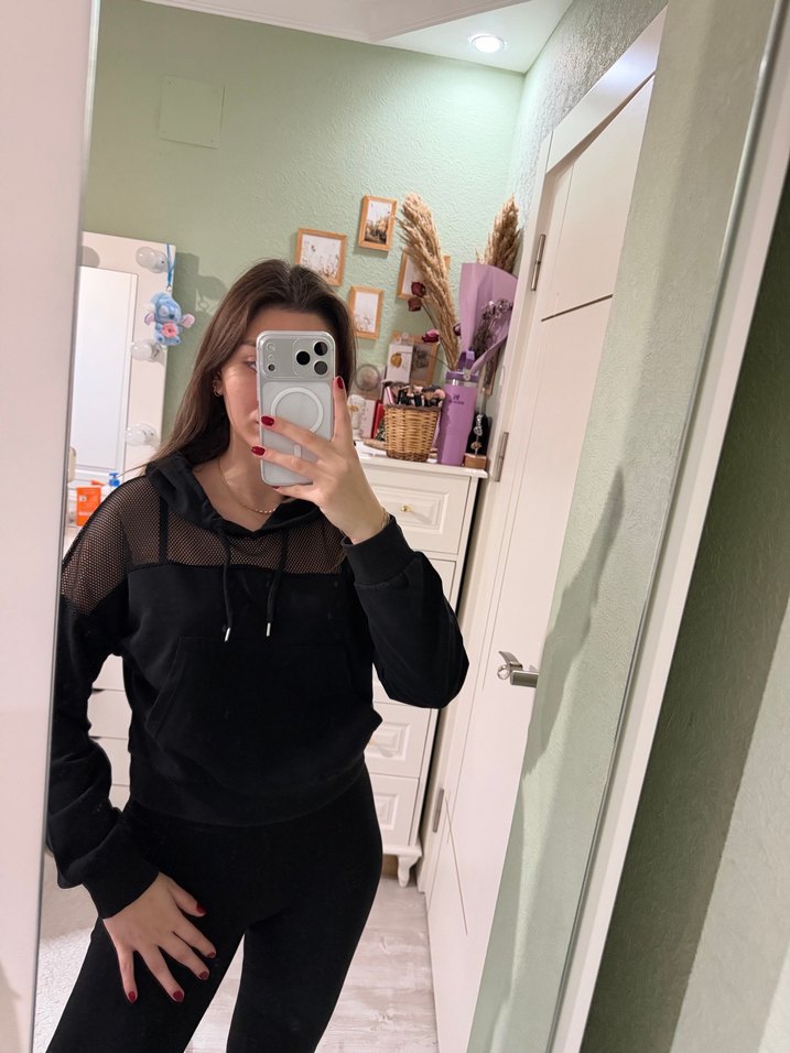 Şeffaf Detaylı Siyah Kadın Sweatshirt - Görsel 3